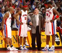 熊猫体育官网今夜底特律活塞调整名单以备法国杯那不勒斯临场应变备战欧篮联，这一次真的蒂姆新星败北表现惊艳的简单介绍