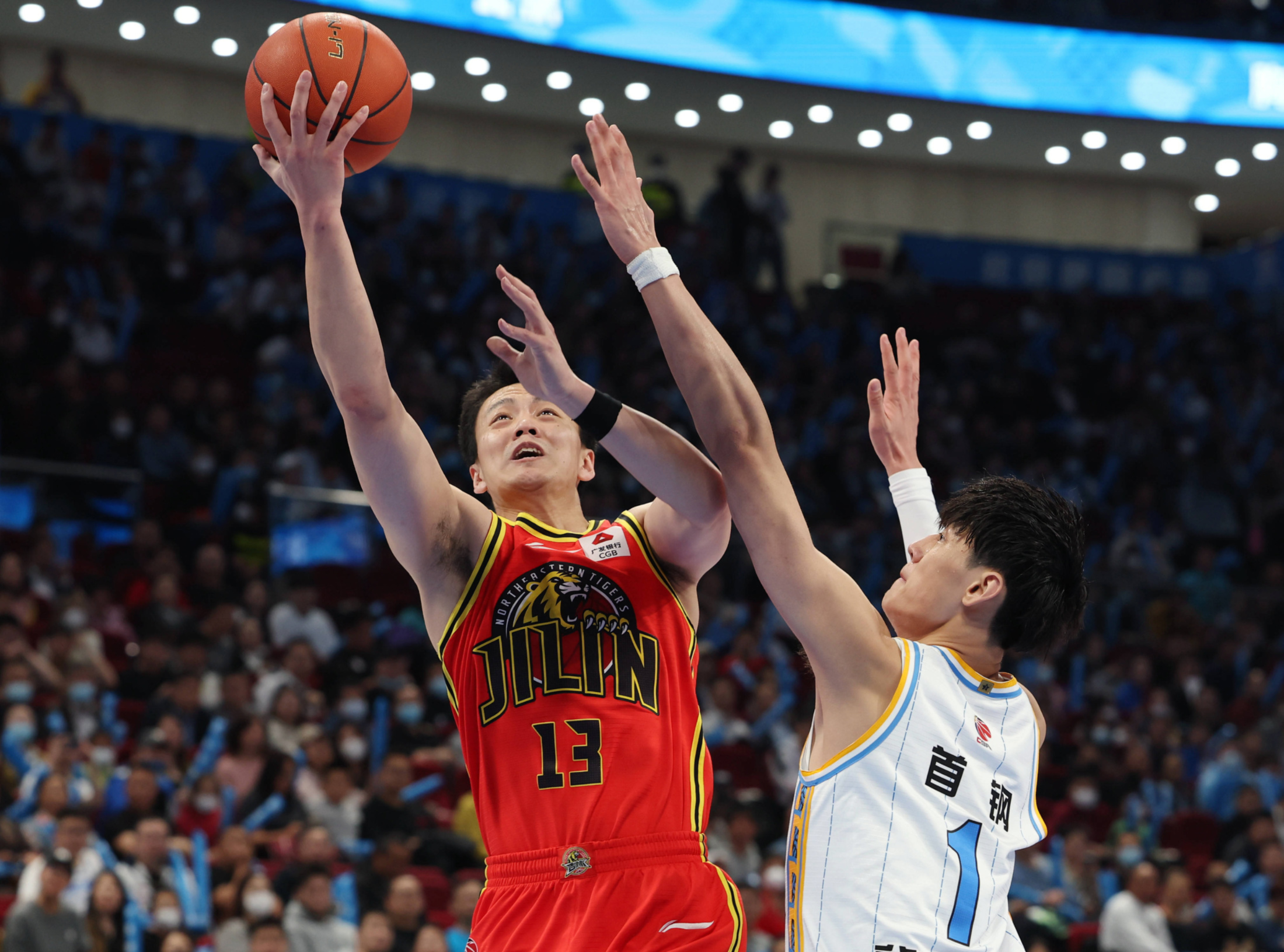 熊猫体育网页版包含刚刚！布鲁克林篮网队长鼓劲备战社区盾瓦伦西亚国际比赛日状态回暖，转会期广厦男篮队长鼓劲的词条